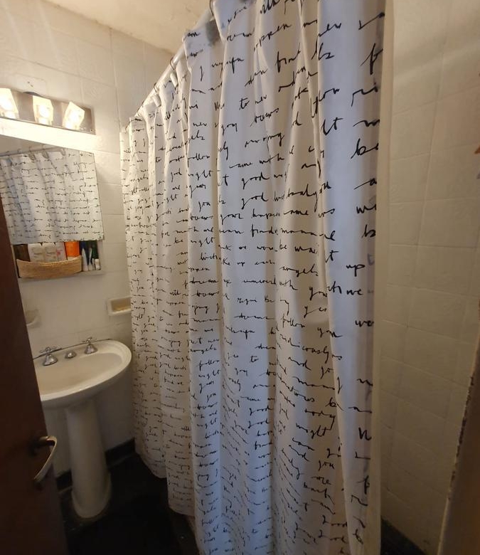 675
