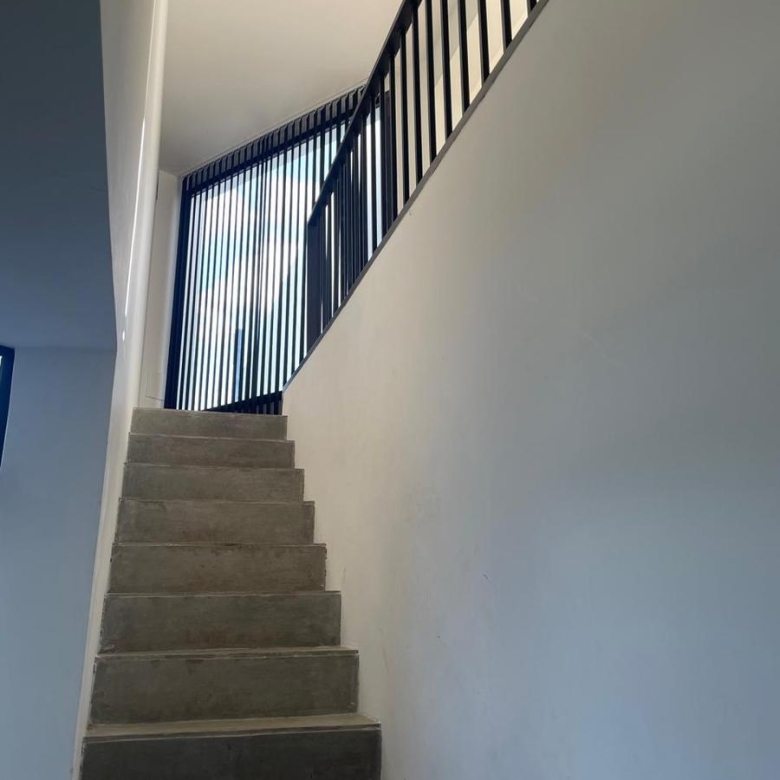 780