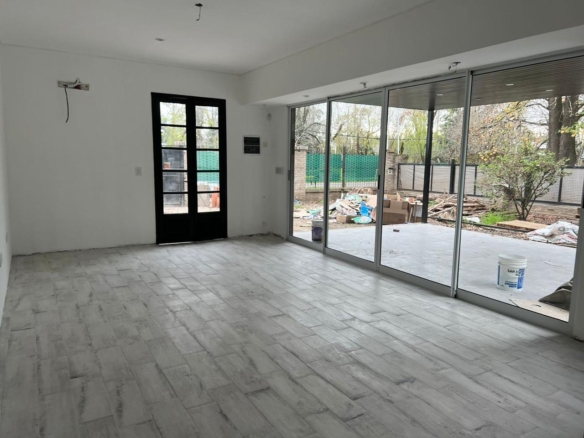 Gruning Rosas 9373  San Eduardo, Fisherton