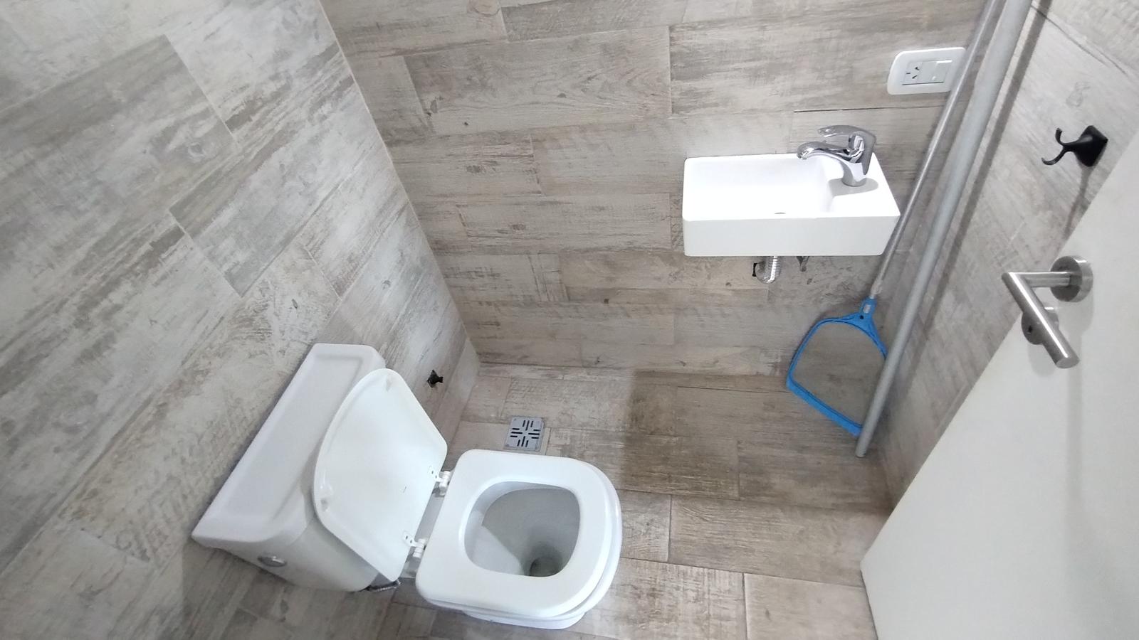 5963463_30492385770851909679739428997666188351998050472465749681045234916345159824289