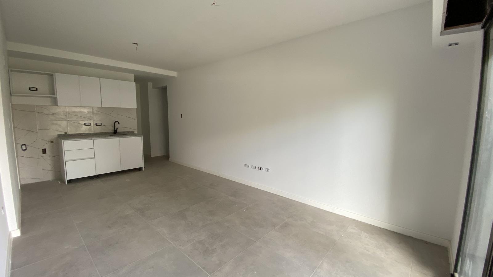 Presidente Roca 1965 – 1 Dormitorio Con Balcon