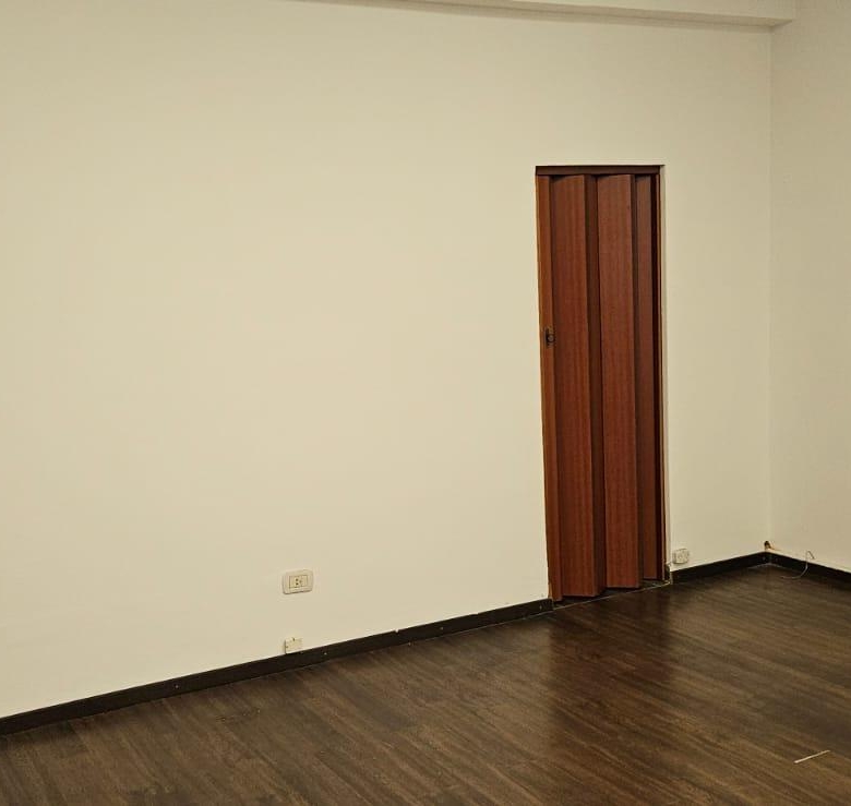 780