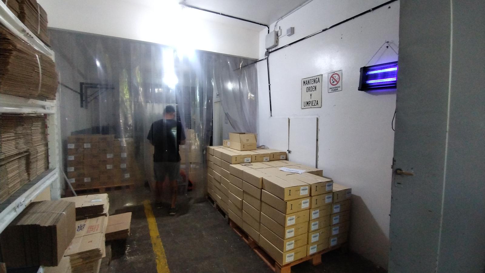 6700986_77292375689199895034494267934397687833098427321161342456574607725334090673377