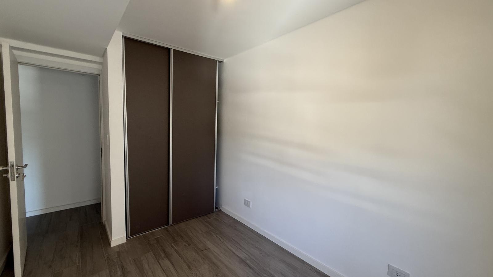 7751062_56796907801230541482081992426684332858158300269236637307544592992041033795717