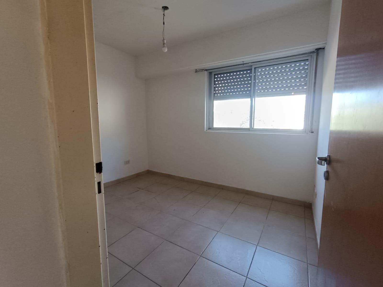 1 de mayo 2511 Piso 2 Departamento A