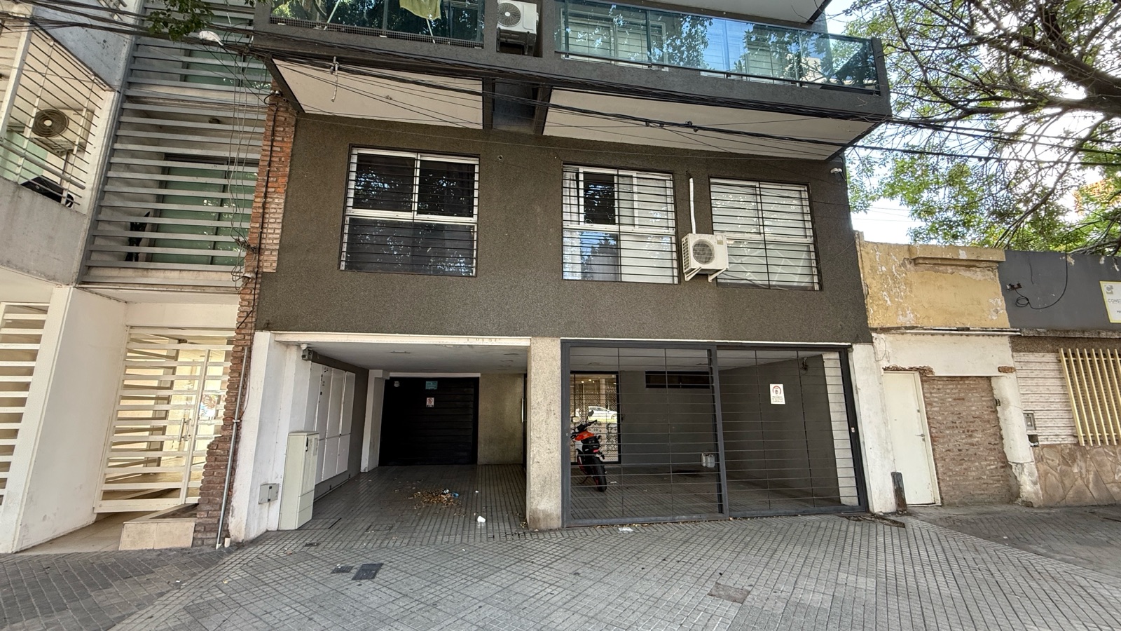 Aveninda Francia 1561 Piso 8 Departamento 3