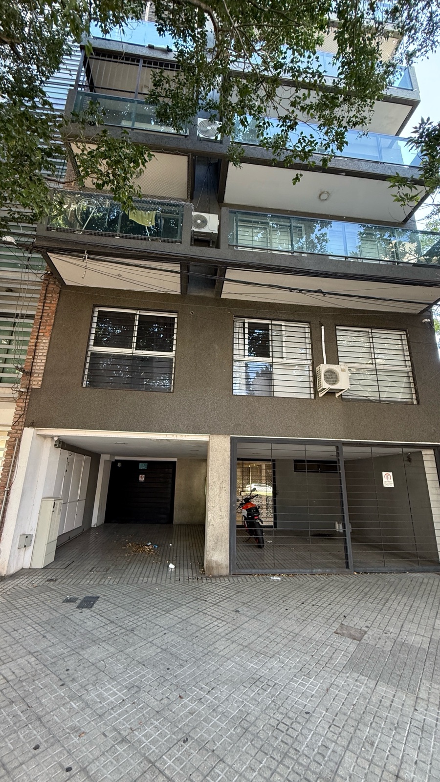 Aveninda Francia 1561 Piso 8 Departamento 3
