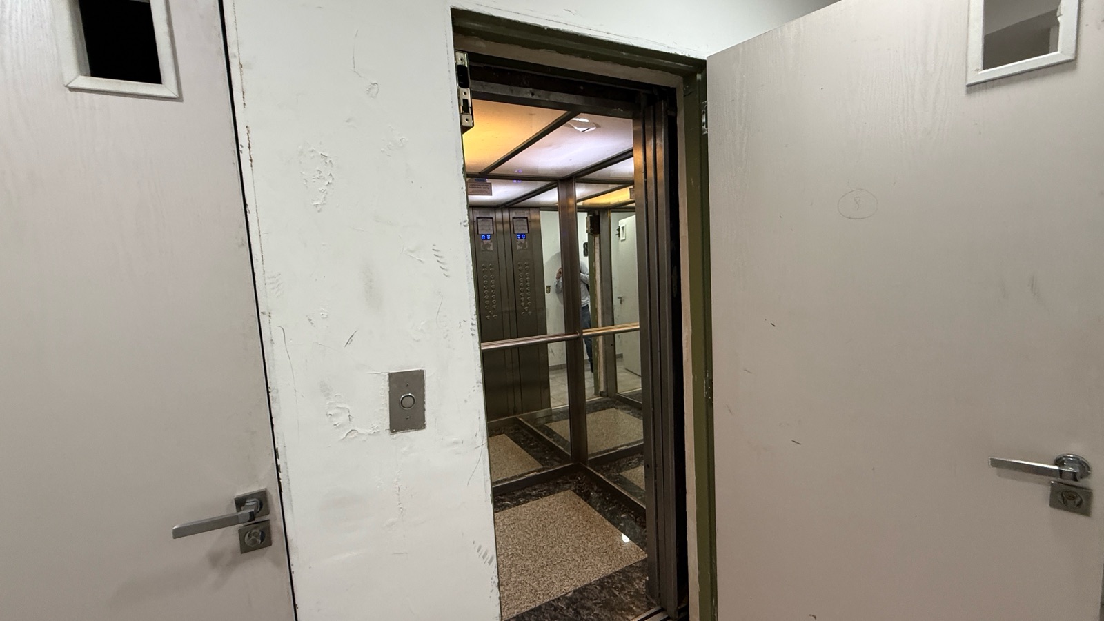 7802808_94730820893687425489222161416655368435482308410062266091559873548295886155678