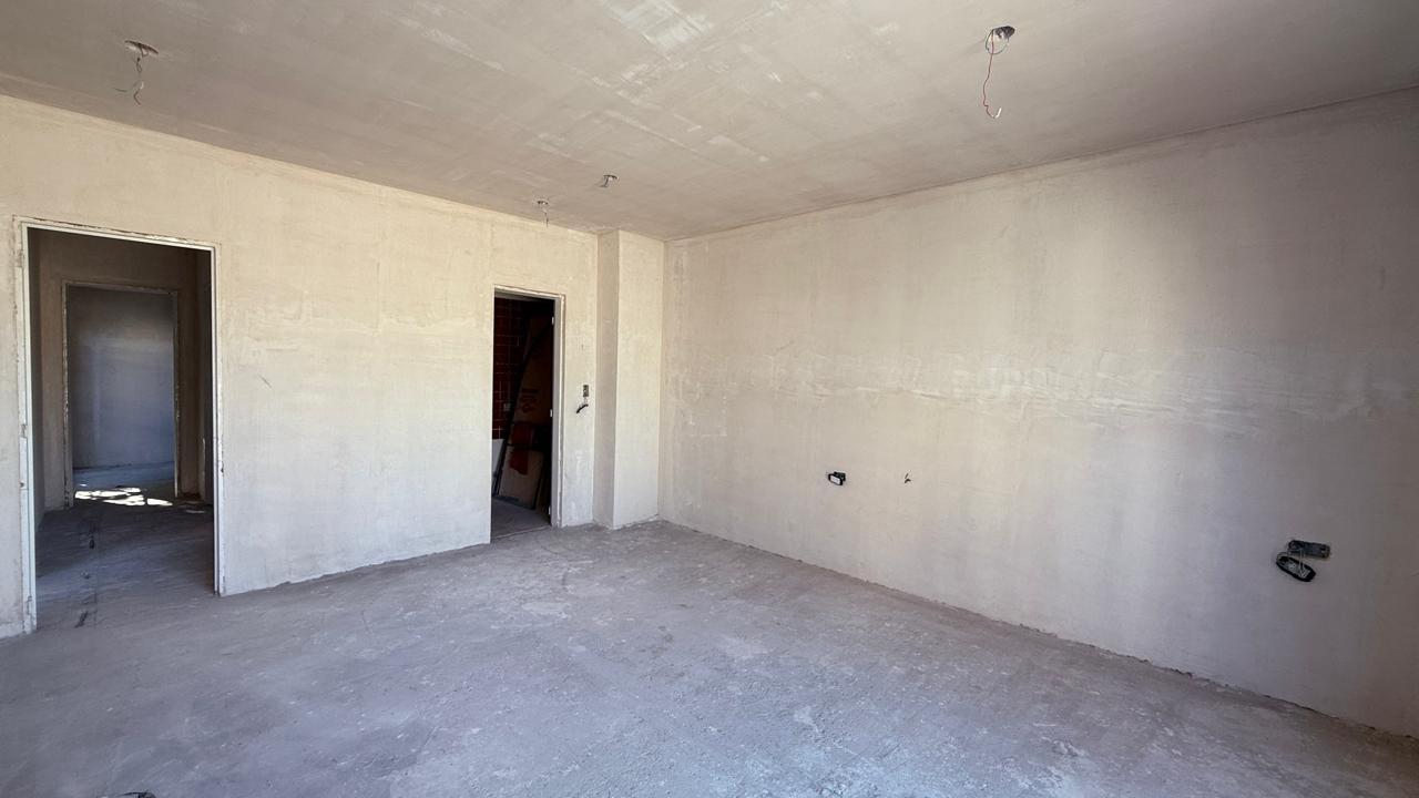 Mitre 2320 – Casa 4 Dormitorios Piscina Cochera