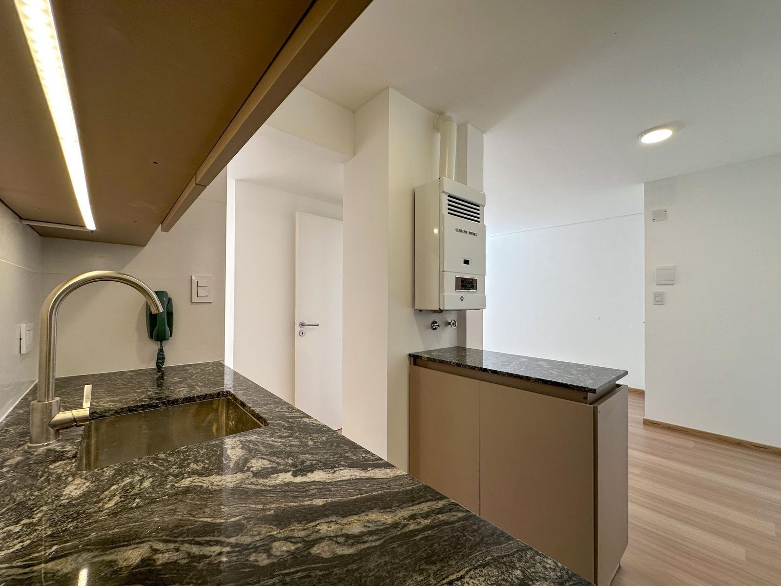 7824263_35297039519130431415697888144995286803203220502171740973189400181550411868438