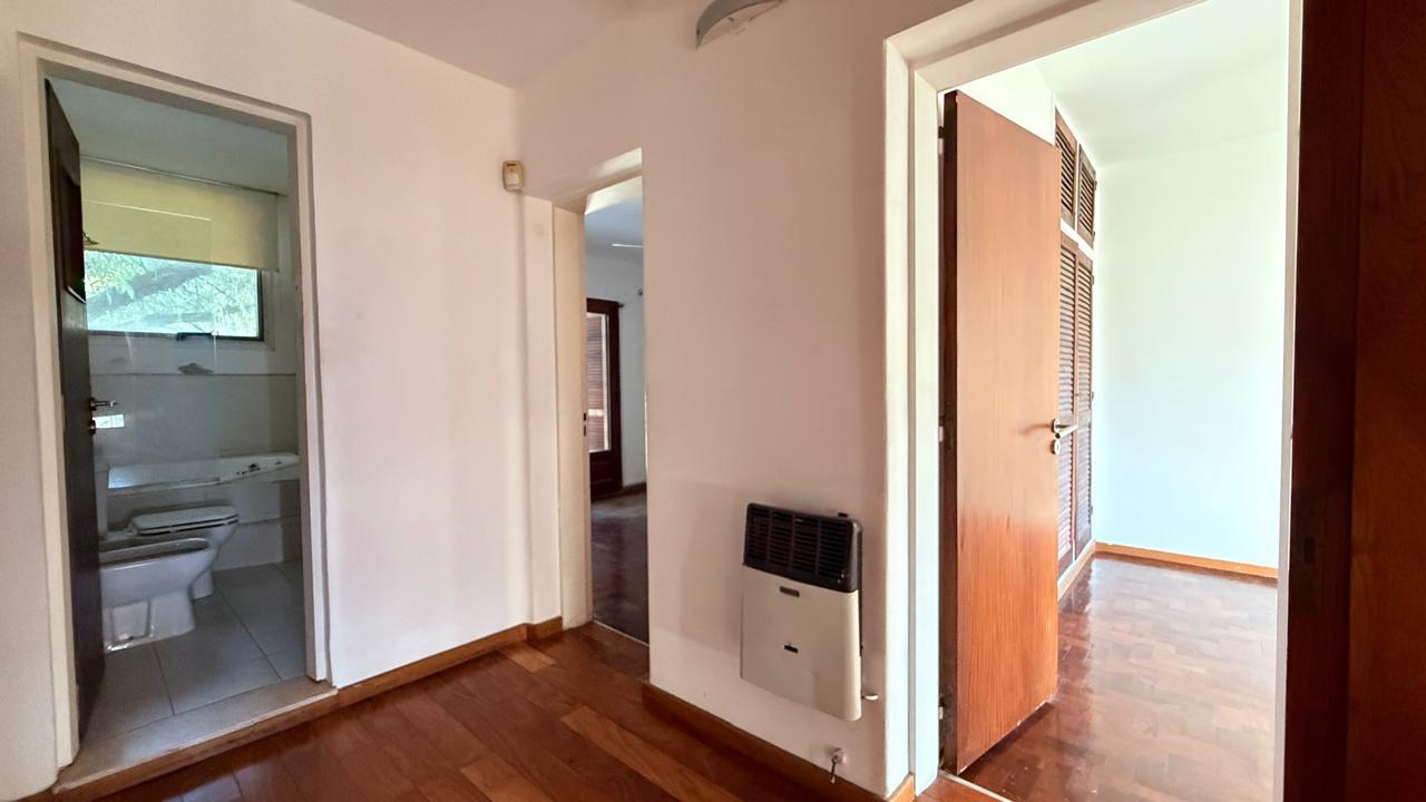 7864454_52760468087640338787383410941897720227376399882664423492982857723962594882883