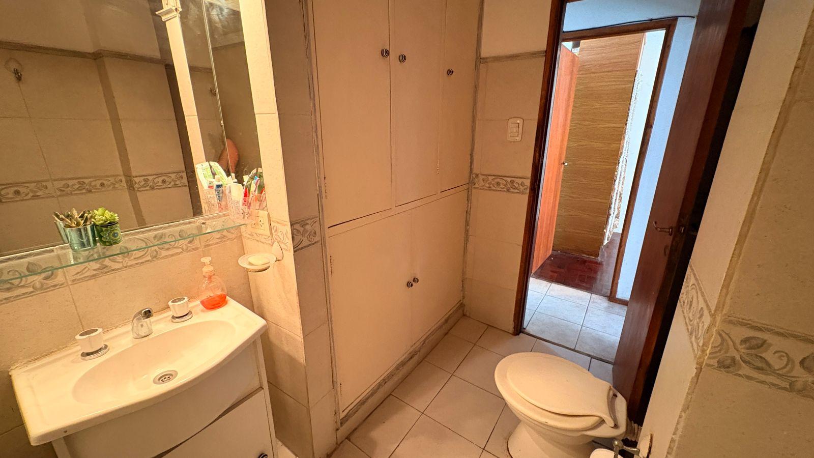 7896058_106487998218414346808215568249263829193632761638913532813900997852530260071920