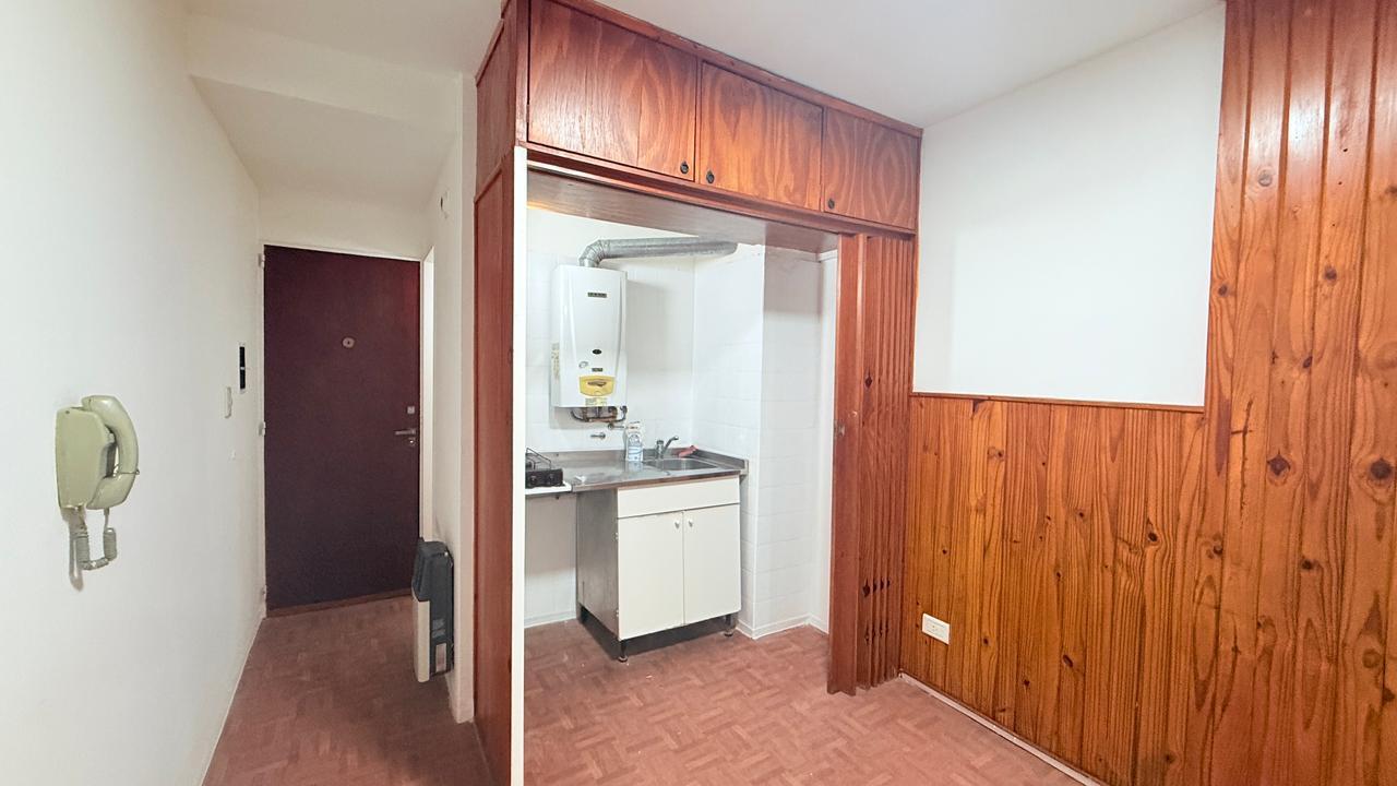 Cordoba 3633 Piso 2 Departamento 2