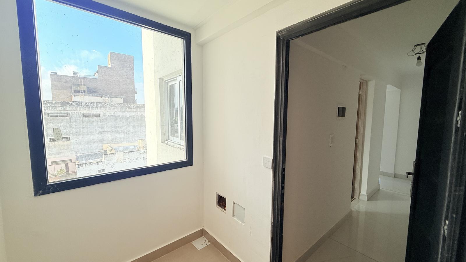 Avenida Pellegrini 3864 Piso 5 Unidad 3