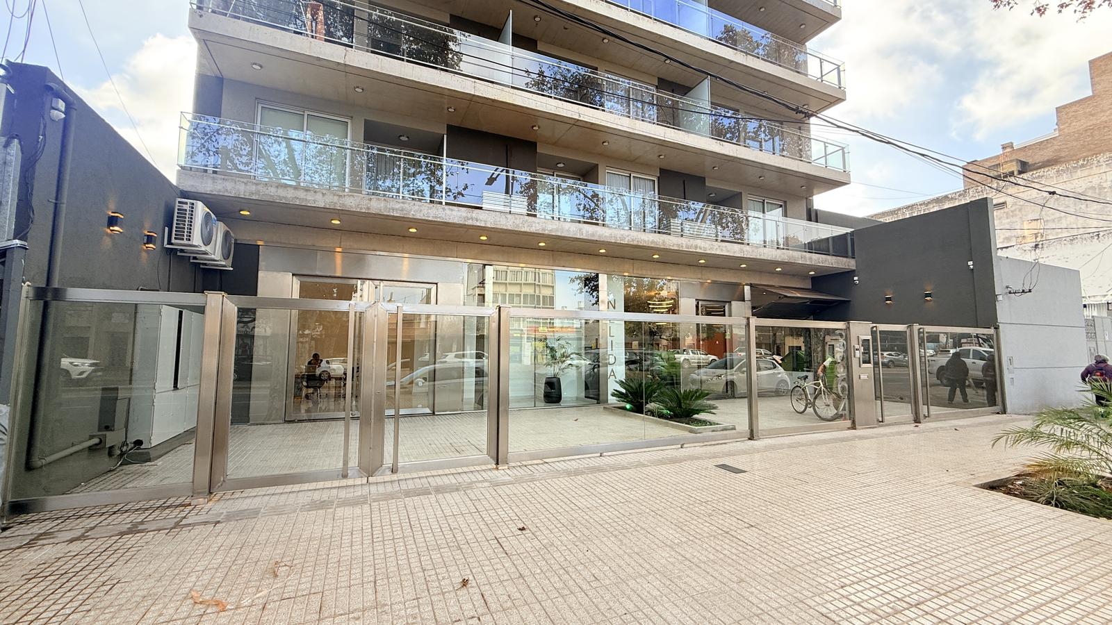 Avenida Pellegrini 3864 Piso 3 Unidad 4
