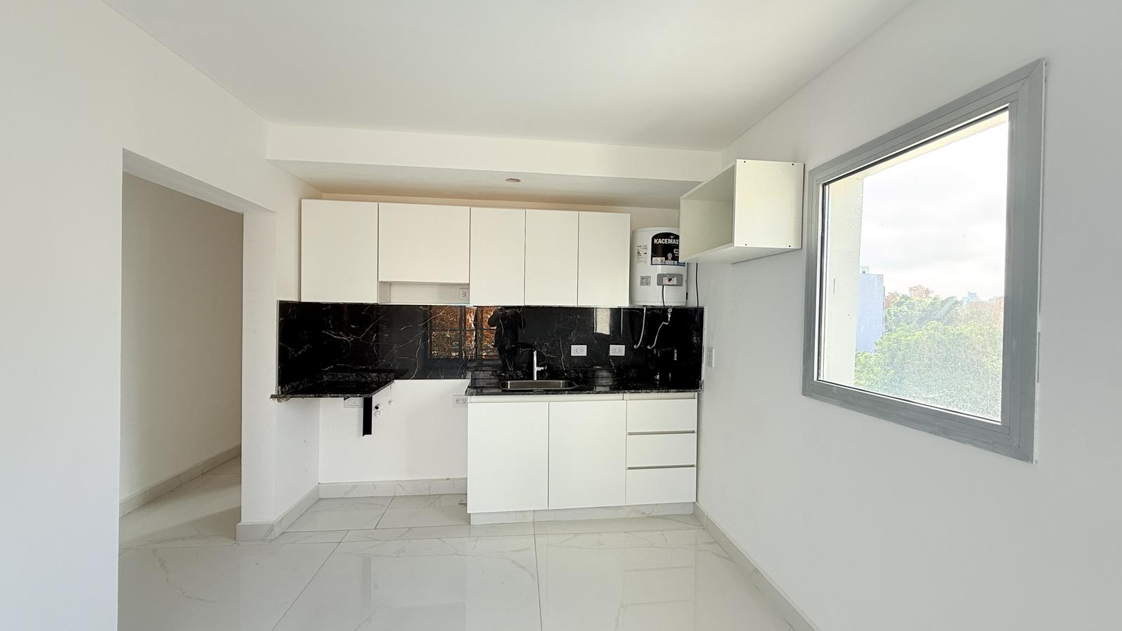 Avenida Pellegrini 3864 Piso 3 Unidad 4
