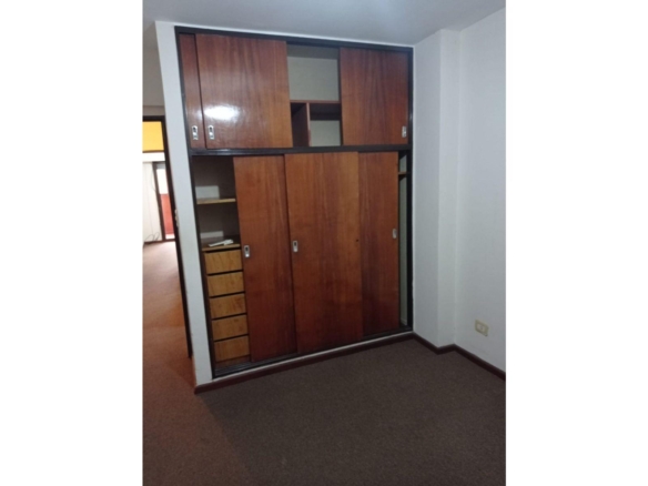 San Luis 931 Piso 3 Departamento A