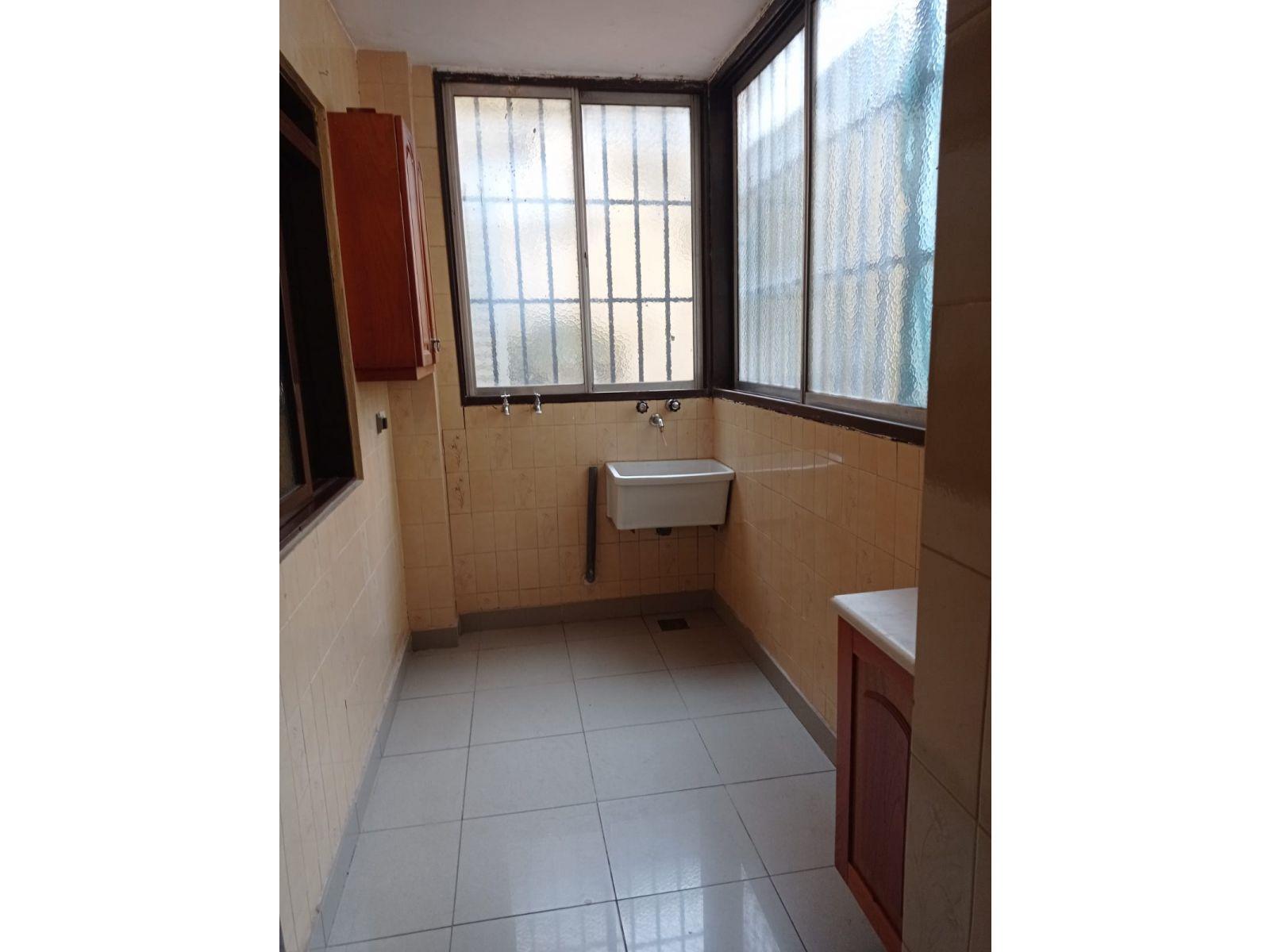 San Luis 931 Piso 3 Departamento A