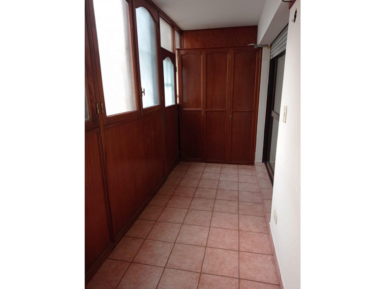 San Luis 931 Piso 3 Departamento A