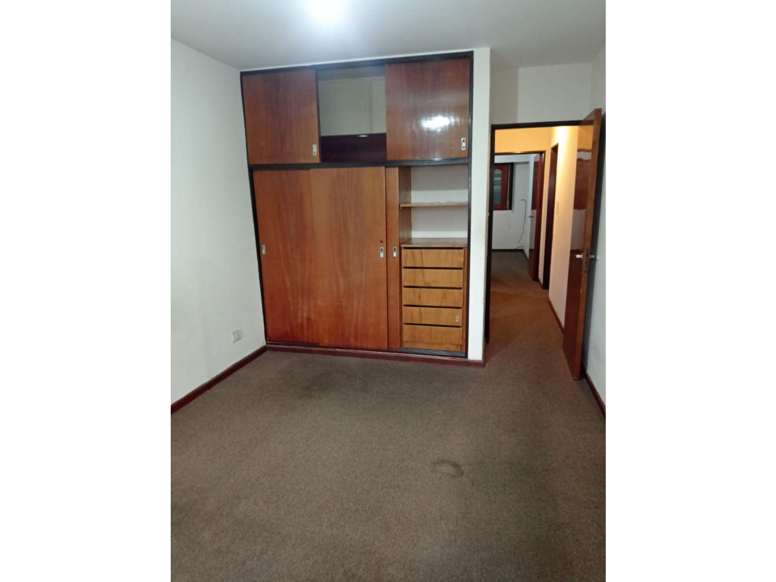 San Luis 931 Piso 3 Departamento A