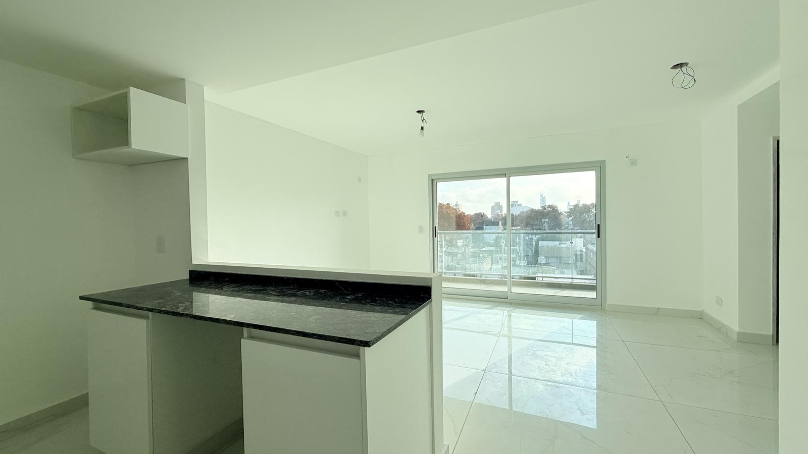 Avenida Pellegrini 3864 Piso 2 Unidad 2