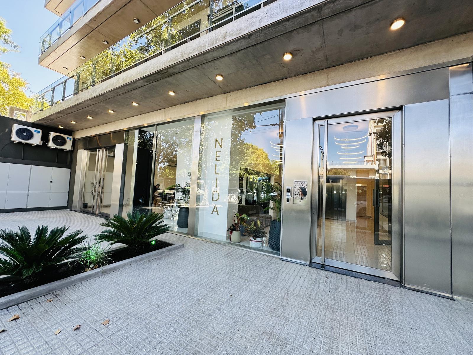 Avenida Pellegrini 3864 Piso 2 Unidad 2
