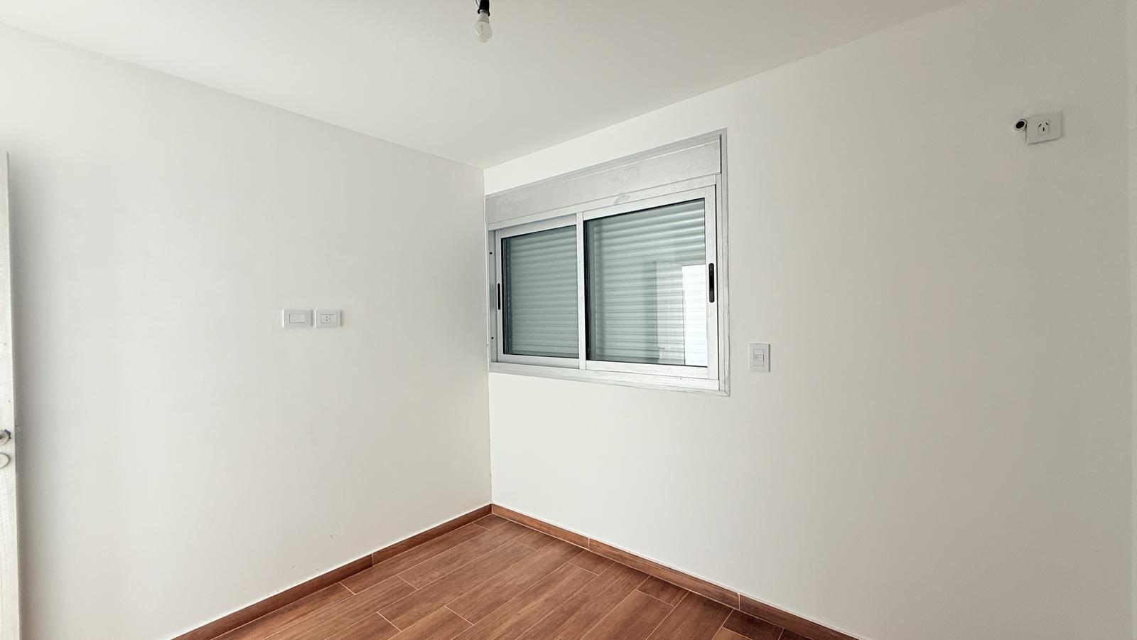 Avenida Pellegrini 3864 Piso 2 Unidad 2