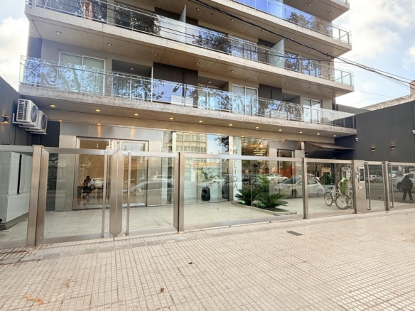 Avenida Pellegrini 3864