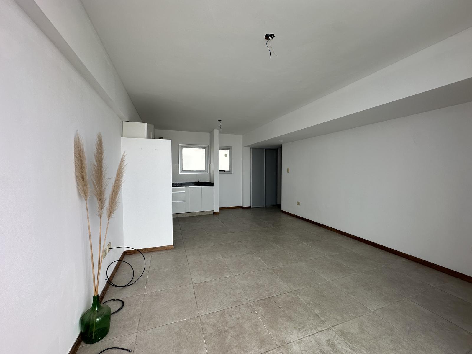 Salta 1456 Piso 11 Unidad B