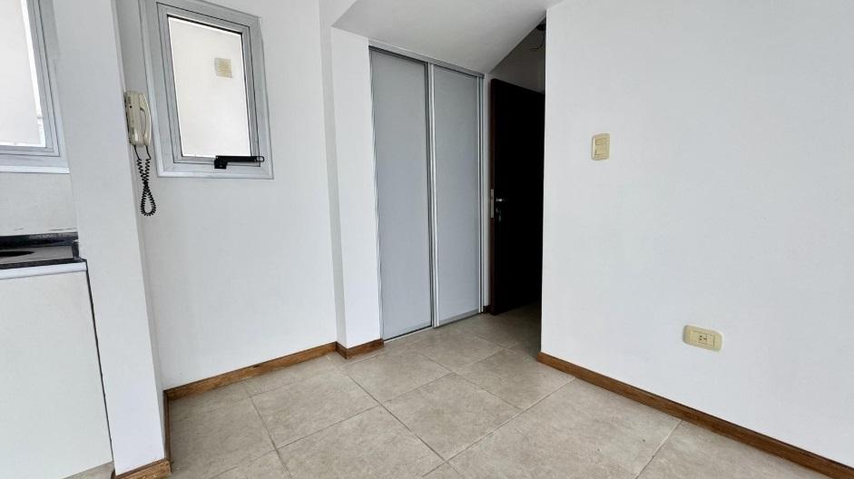 Salta 1456 Piso 11 Unidad B