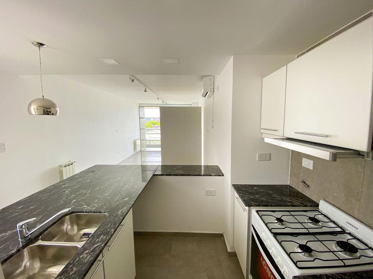 Santa Fe 3053 Piso 10 B  –  Monoambiente Con Amenities