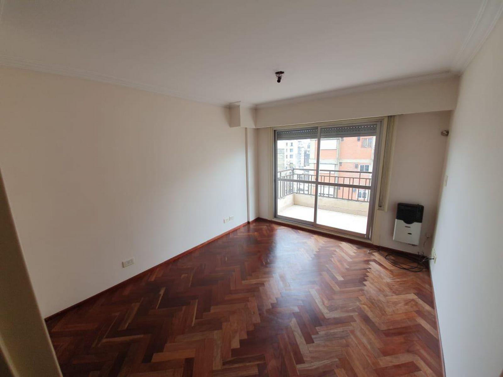 San Luis 931 Piso 10 Departamento B