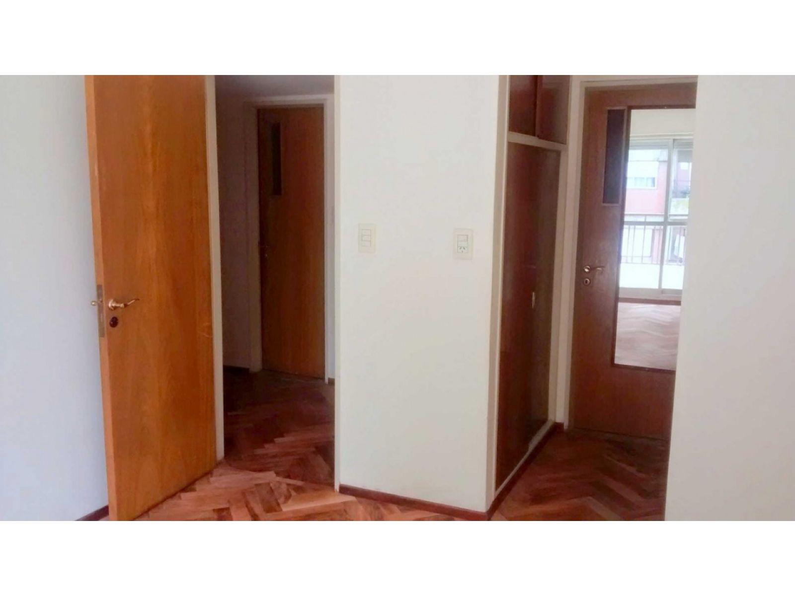 San Luis 931 Piso 10 Departamento B