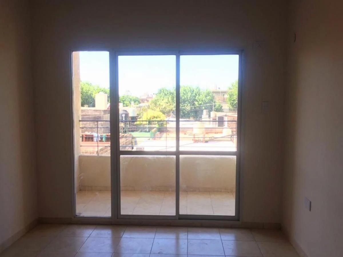 Gordillo 3851