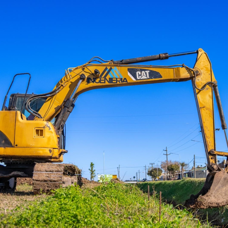 780