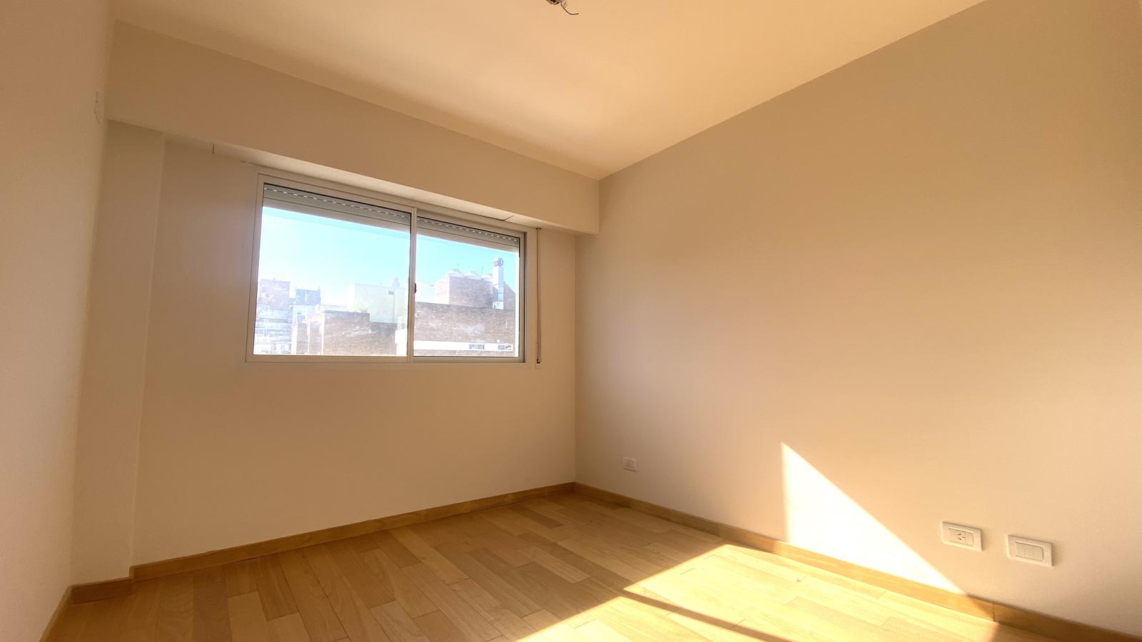 Cordoba 2622 Piso 4 Departamento B