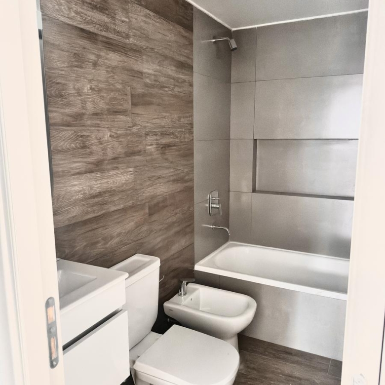 780