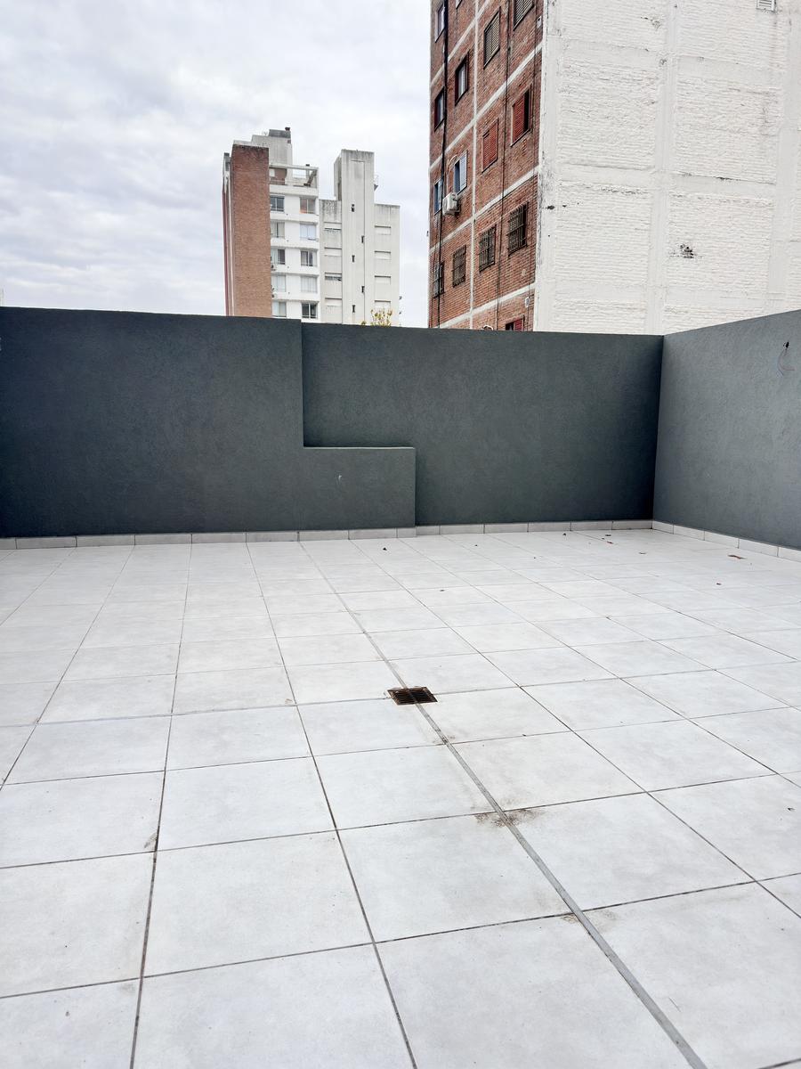 Entre Rios 1930 Piso 12 Departamento 1