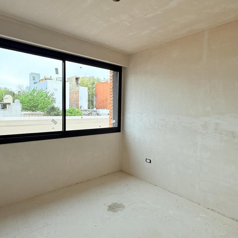 780