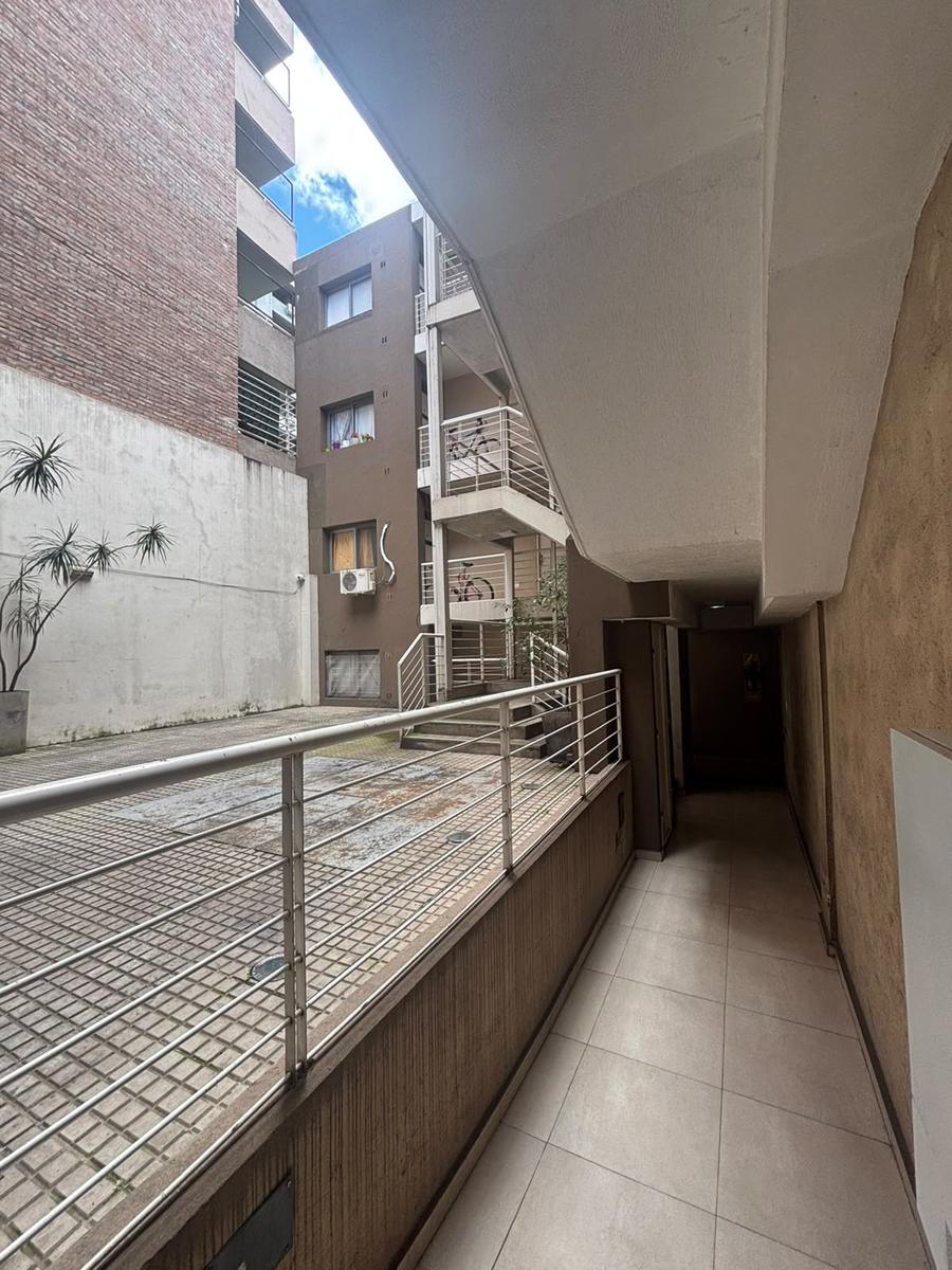 Suipacha 1139 Piso 3 Departamento D