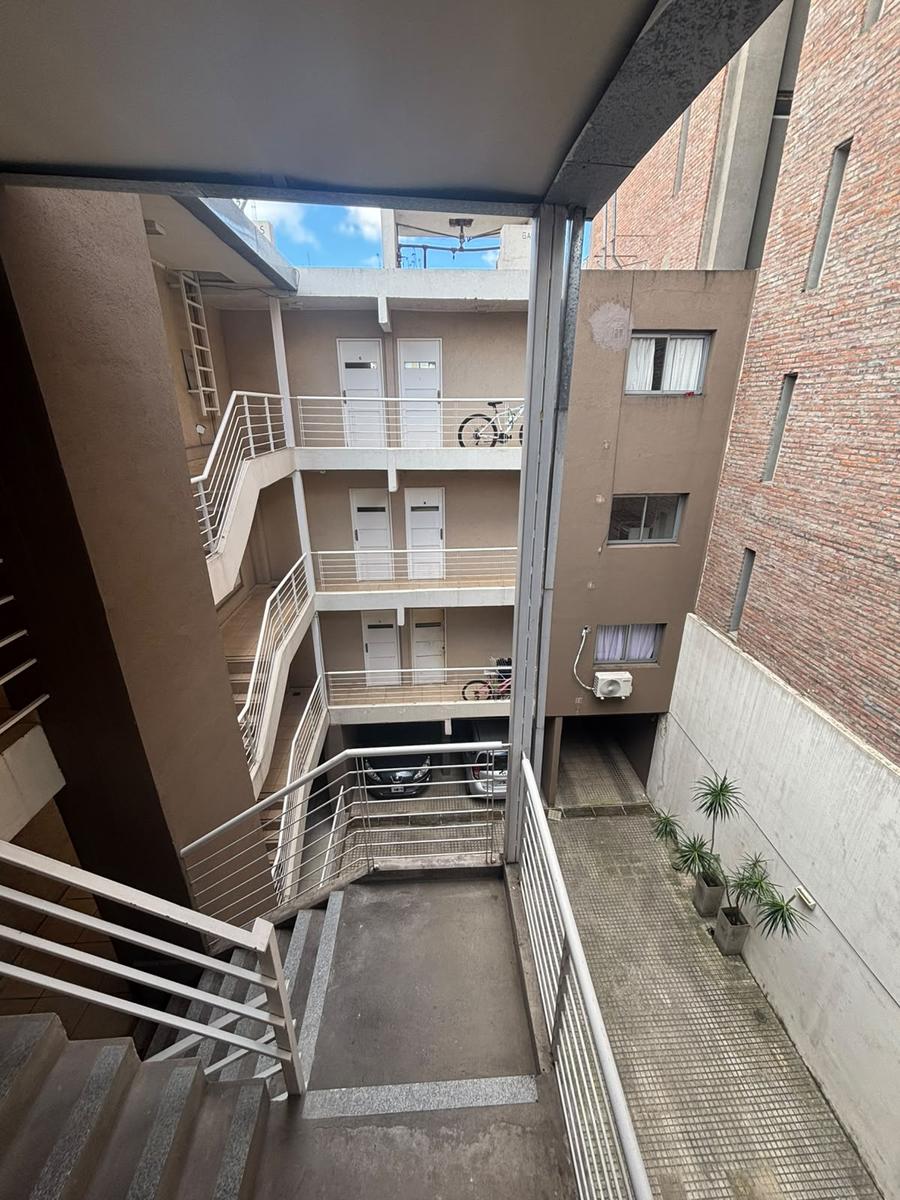 Suipacha 1139 Piso 3 Departamento D