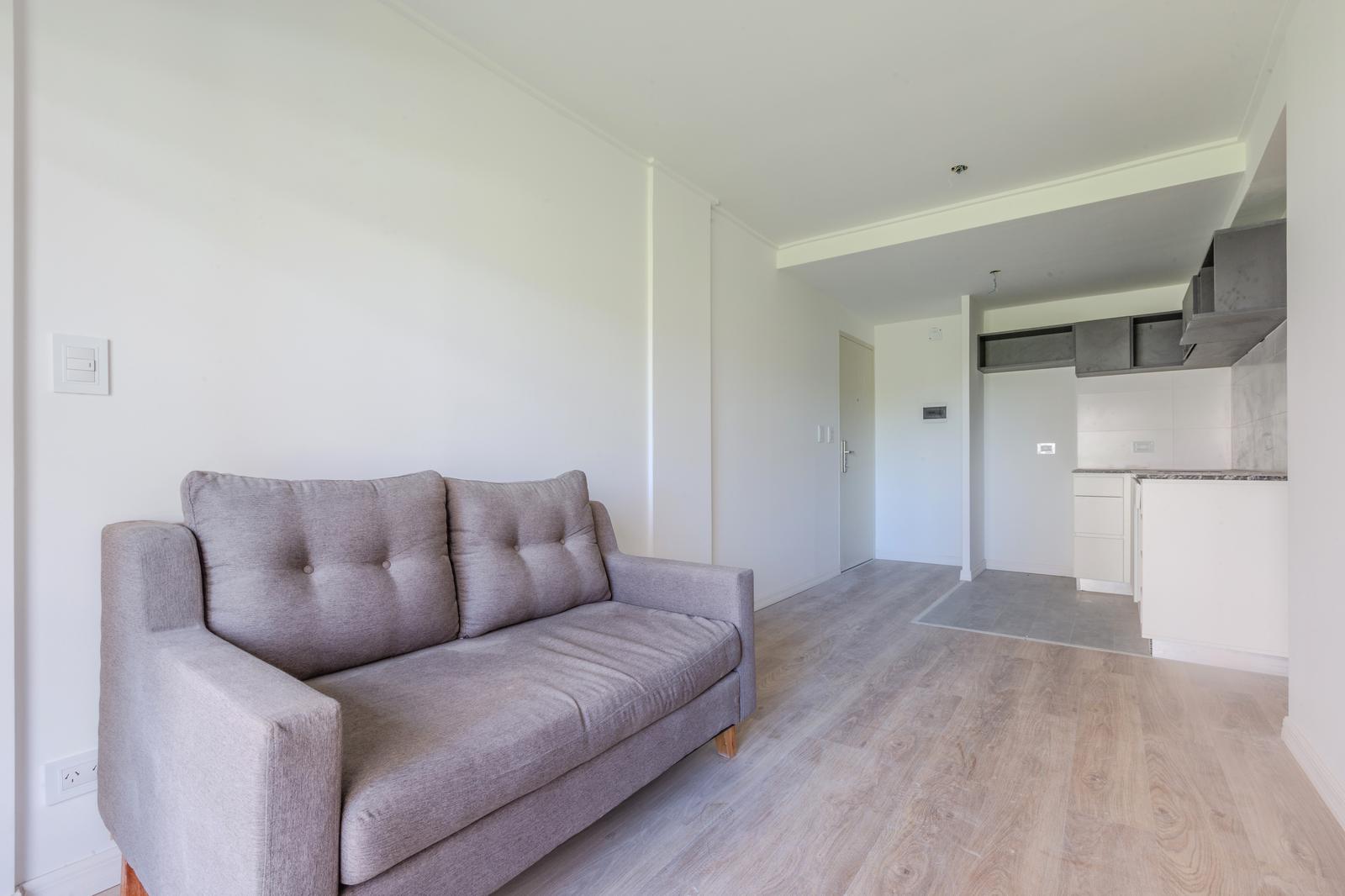 Alem 1597 Piso 8 – 2 Dormitorios Suite Balcon Aterrazado