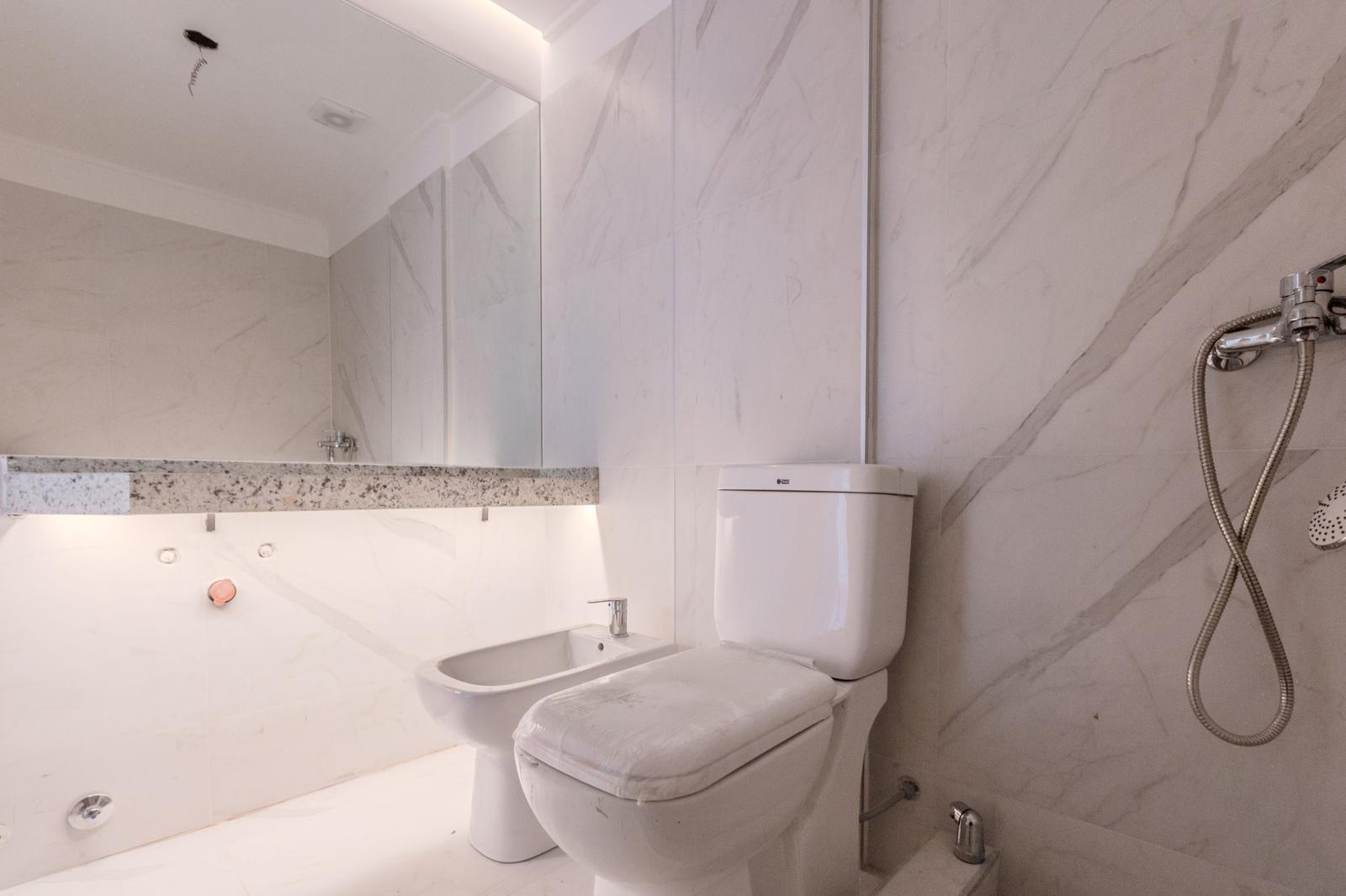 Alem 1597 Piso 8 – 2 Dormitorios Suite Balcon Aterrazado