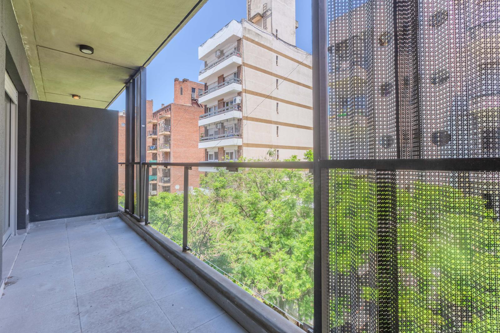 Alem 1597 Piso 8 – 2 Dormitorios Suite Balcon Aterrazado