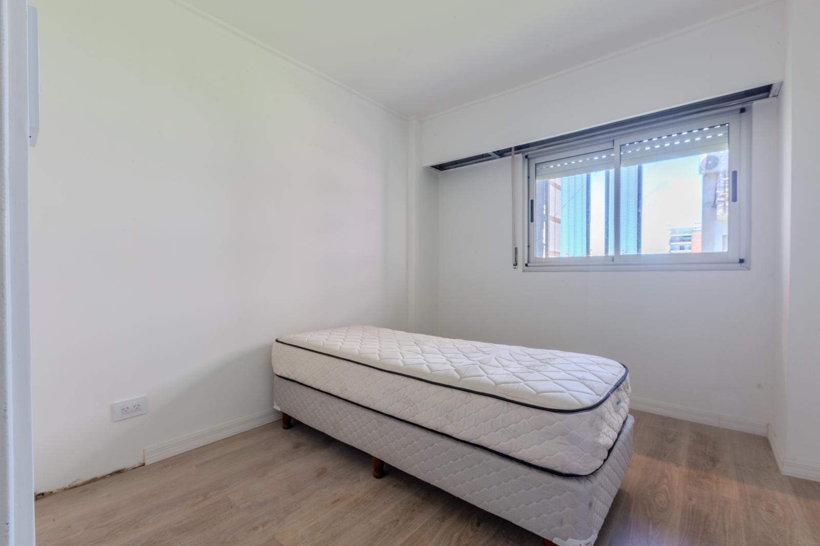 Alem 1597 Piso 8 – 2 Dormitorios Suite Balcon Aterrazado